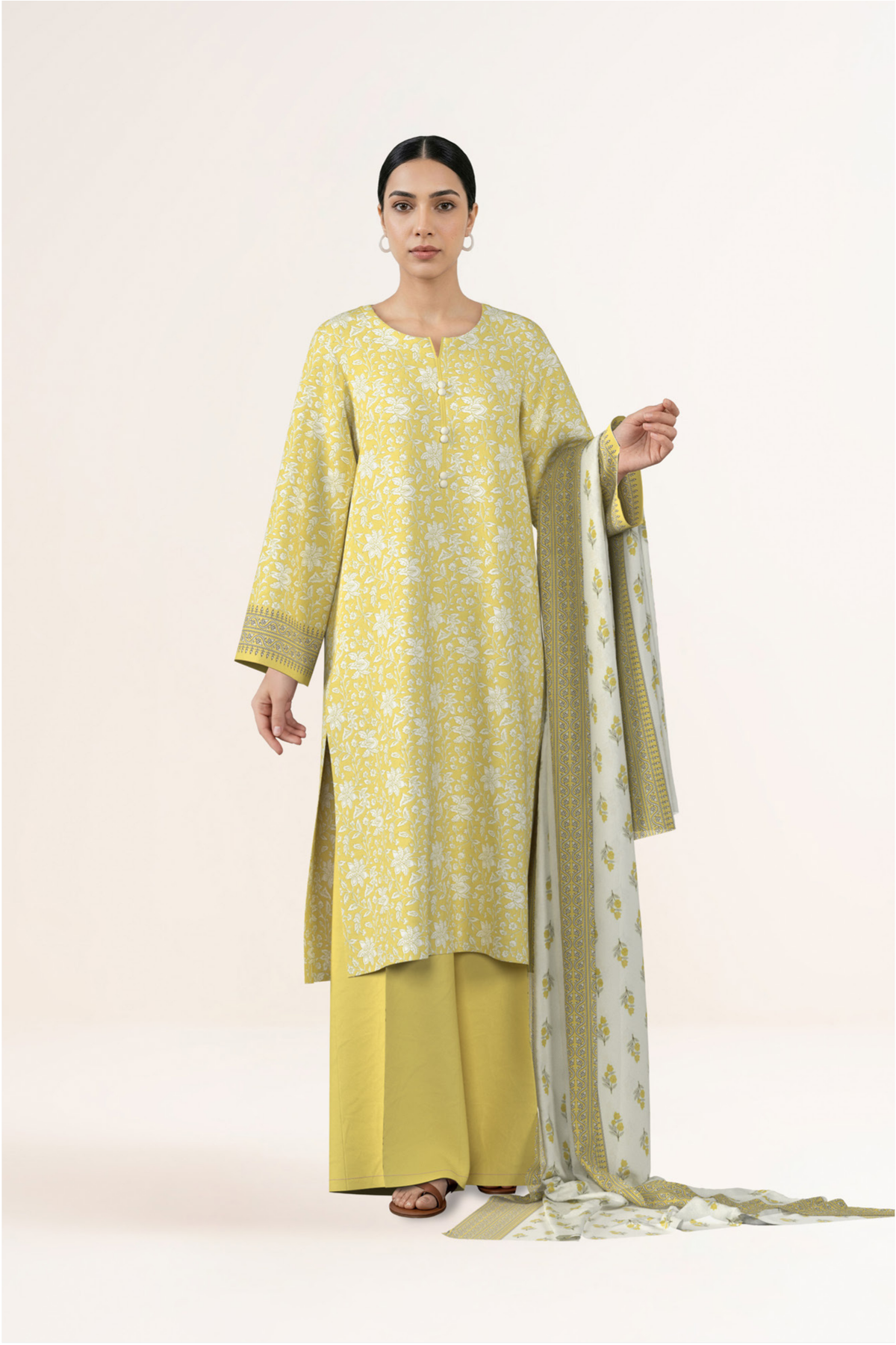 SAPPHIRE 3-Piece Printed Lawn Suit – CL14-135